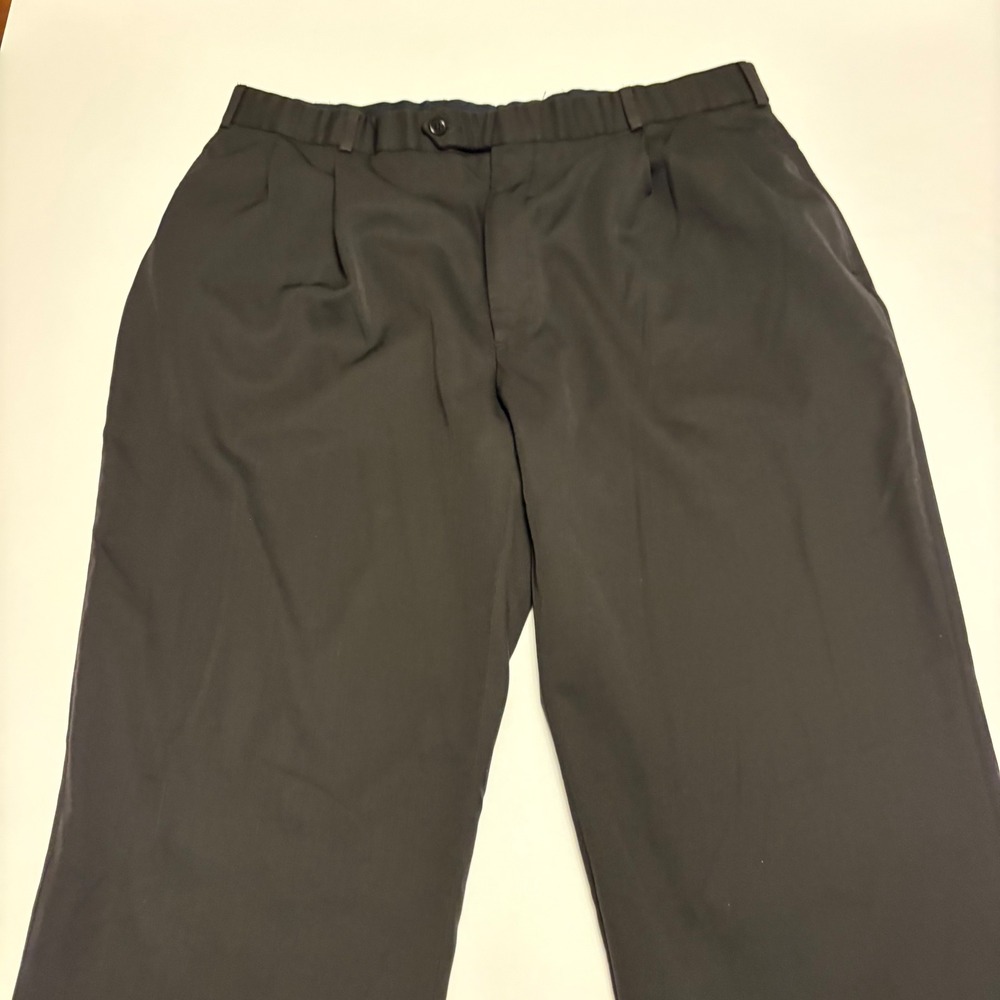 Brooks Brothers 346 Dress Pants Men 40x30 Black 100% Wool Pleated Cuffed Pants